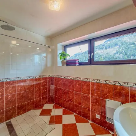 Herz Der Tauern Dom wakacyjny